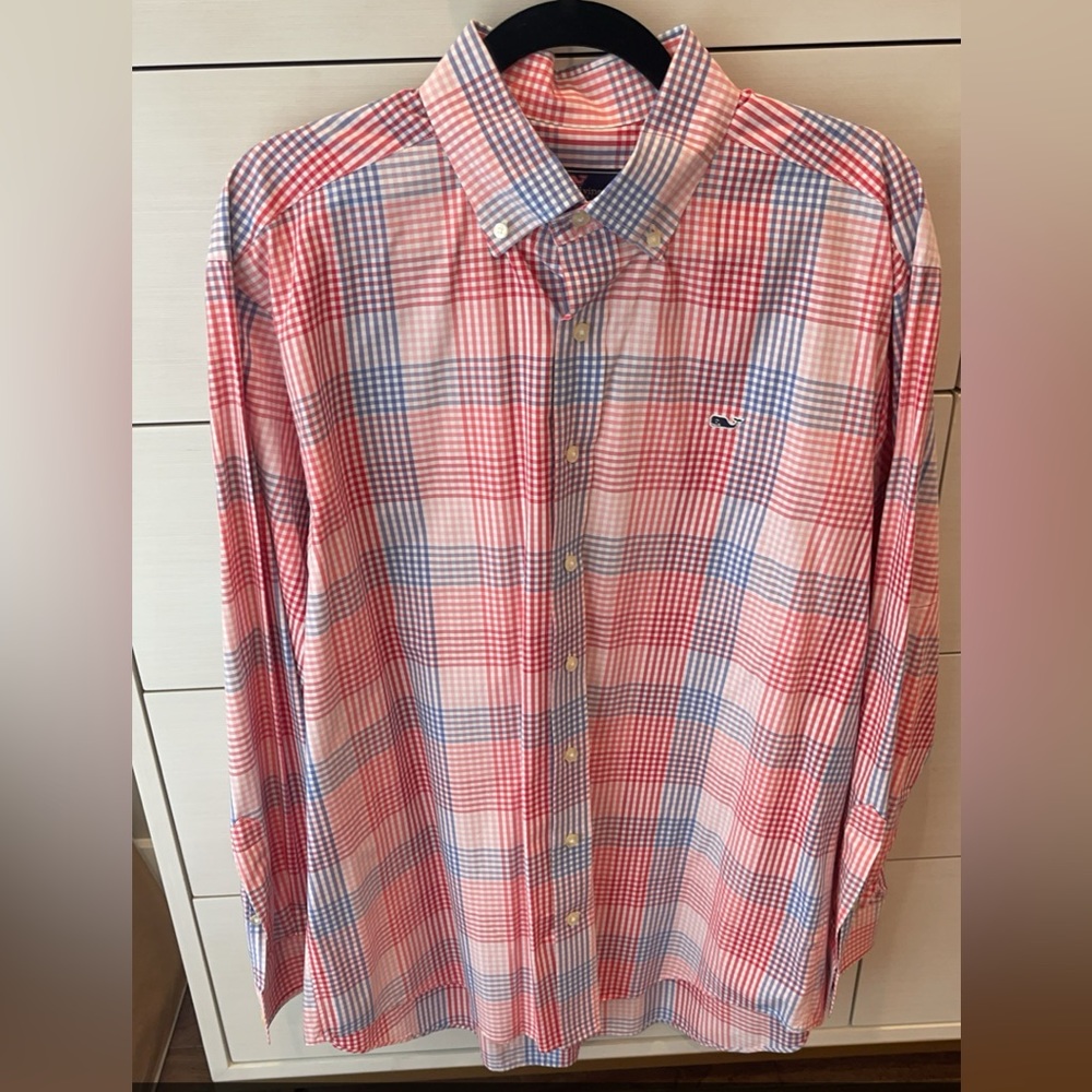 Vineyard Vines Button Down - image 1